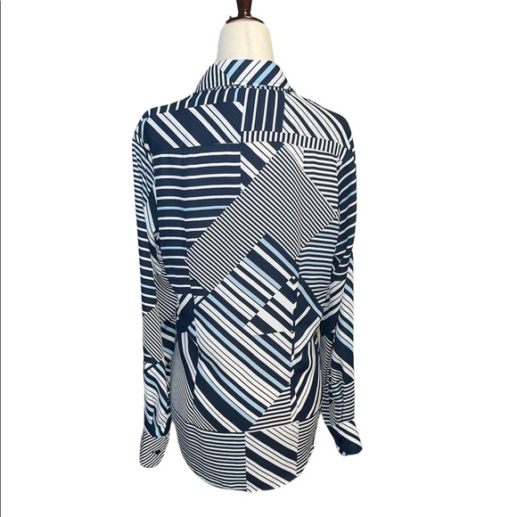 THE SHIRT Rochelle Behrens - Picture 5 of 6